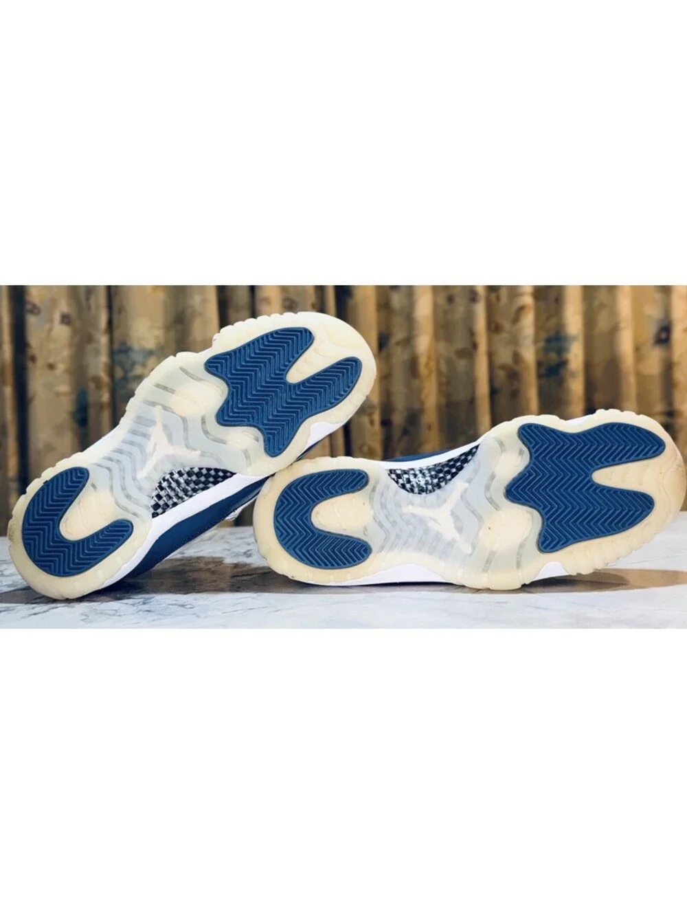 Size 7.5 - Air Jordan 11 Retro Low Diffused Blue